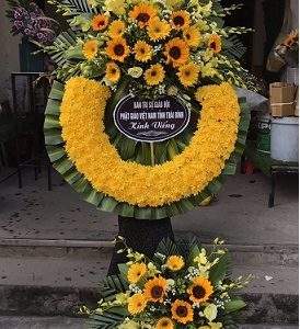 Các mẫu hoa tang lễ giá rẻ tại shop hoa tươi Thái Bình