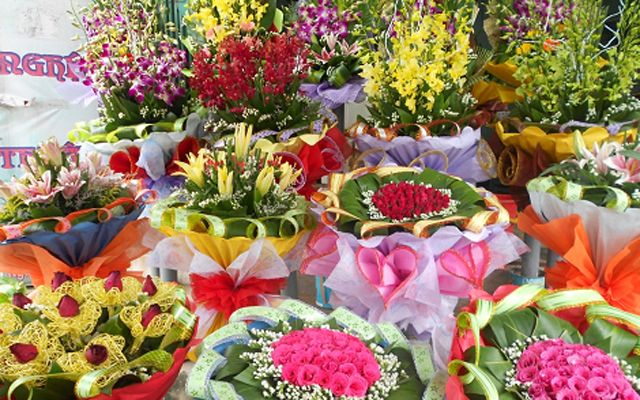 Dịch vụ đặt mua hoa tại shop hoa tươi Bình Dương